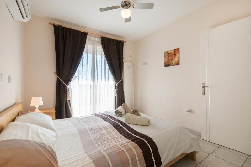 Apartamento Royal Seacrest Paphos Exterior foto